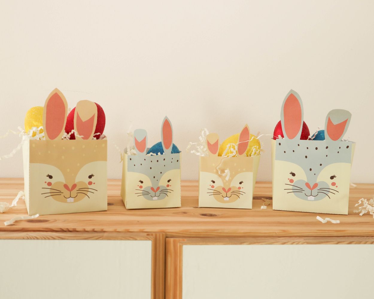 Süße Hasen-Osterkörbe gestalten Süße Hasen-Osterkörbe gestalten