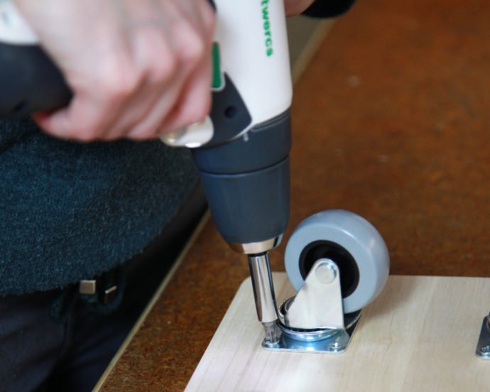 Rutschauto DIY Kinder Schritt 2 Rutschauto DIY Kinder Schritt 2