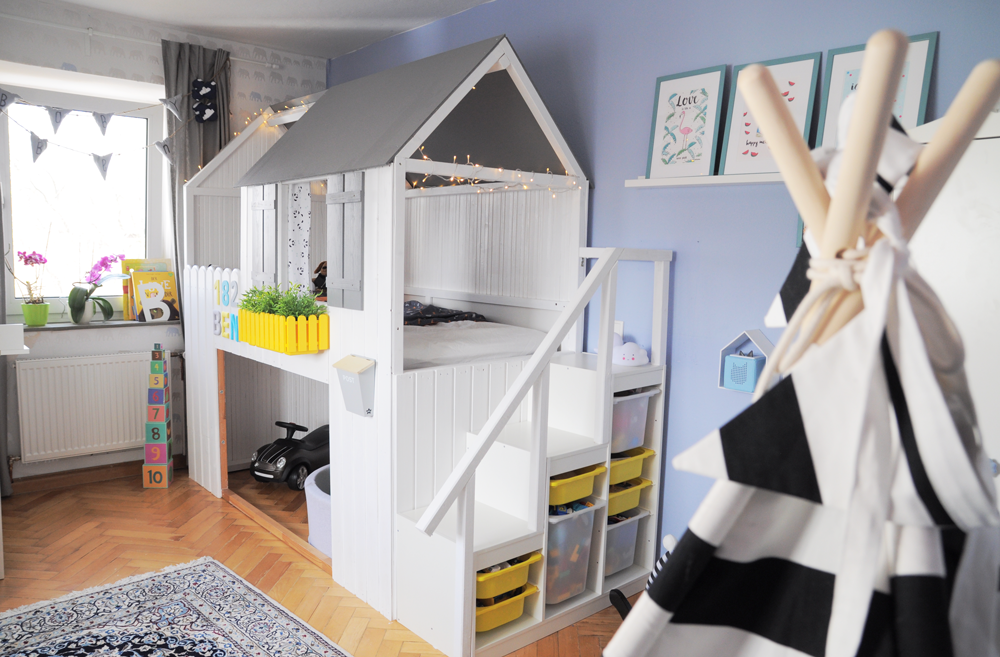 Hausbett aus IKEA Kura Hausbett aus IKEA Kura