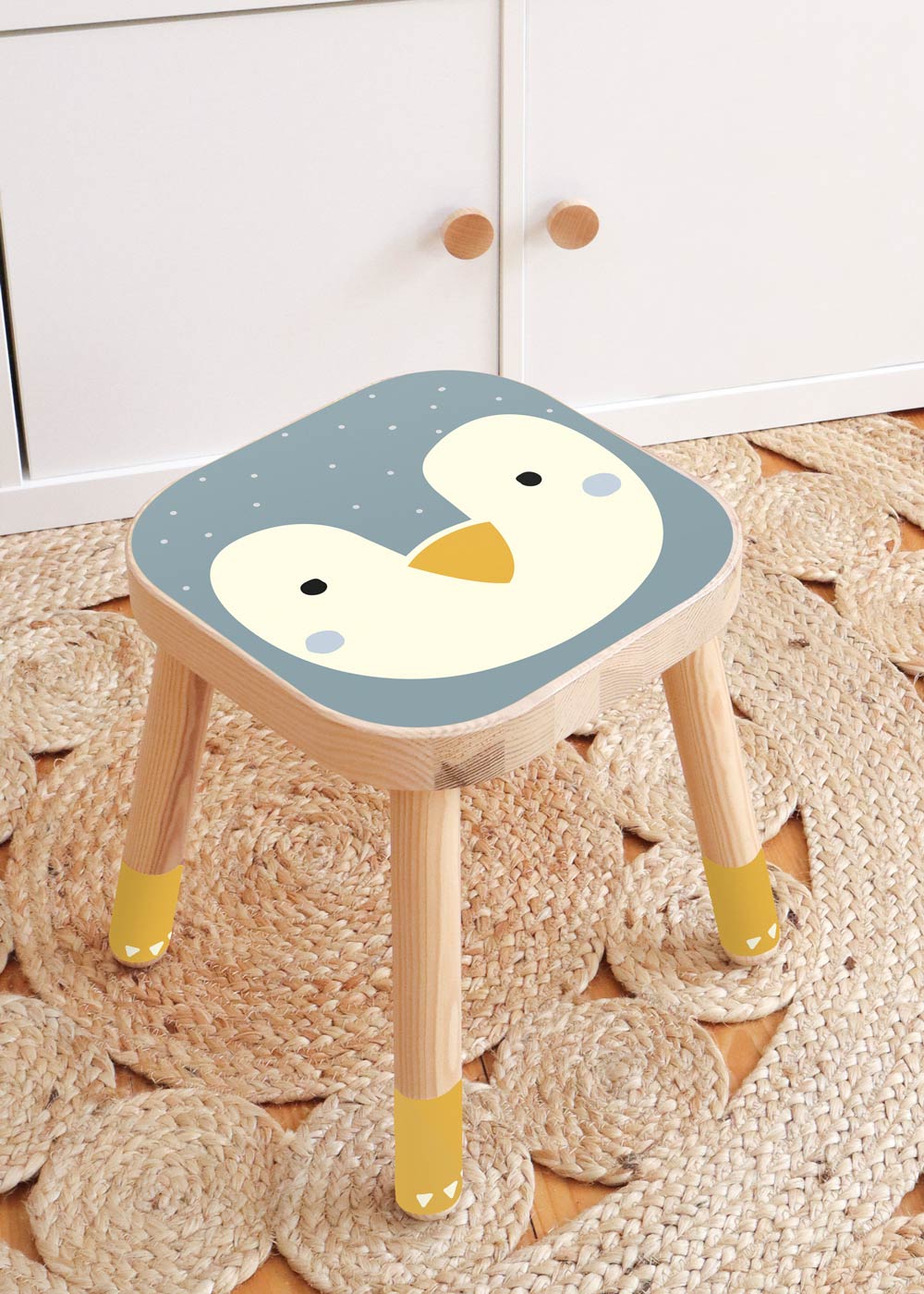 klebefolie ikea flisat kinderhocker tierig pinguin 1