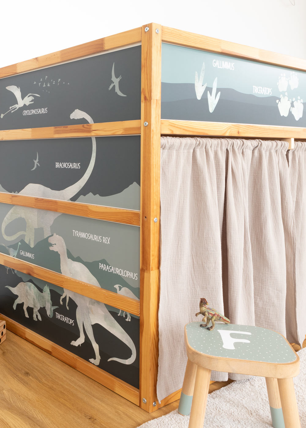 klebefolie ikea kura hochbett dinosaurier gruen 8