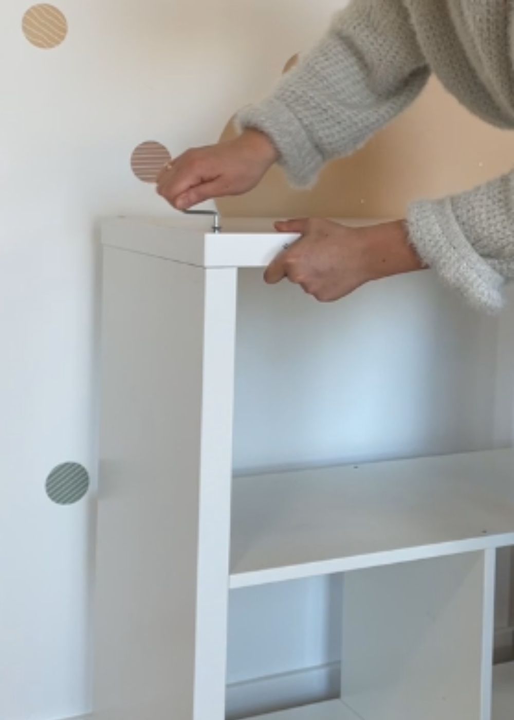 Seitenwand entfernen und erneut montieren Seitenwand entfernen und erneut montieren