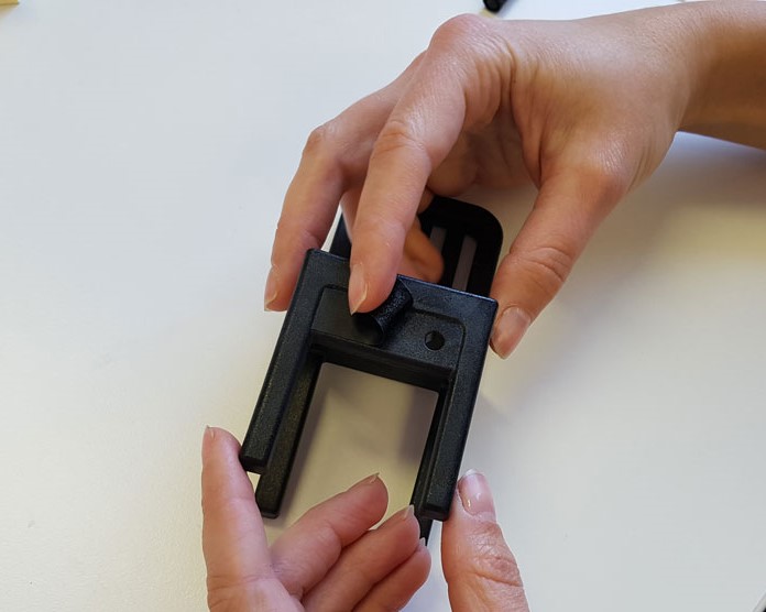 IKEA FJANTIG Hack: Stühle für das Puppenhaus