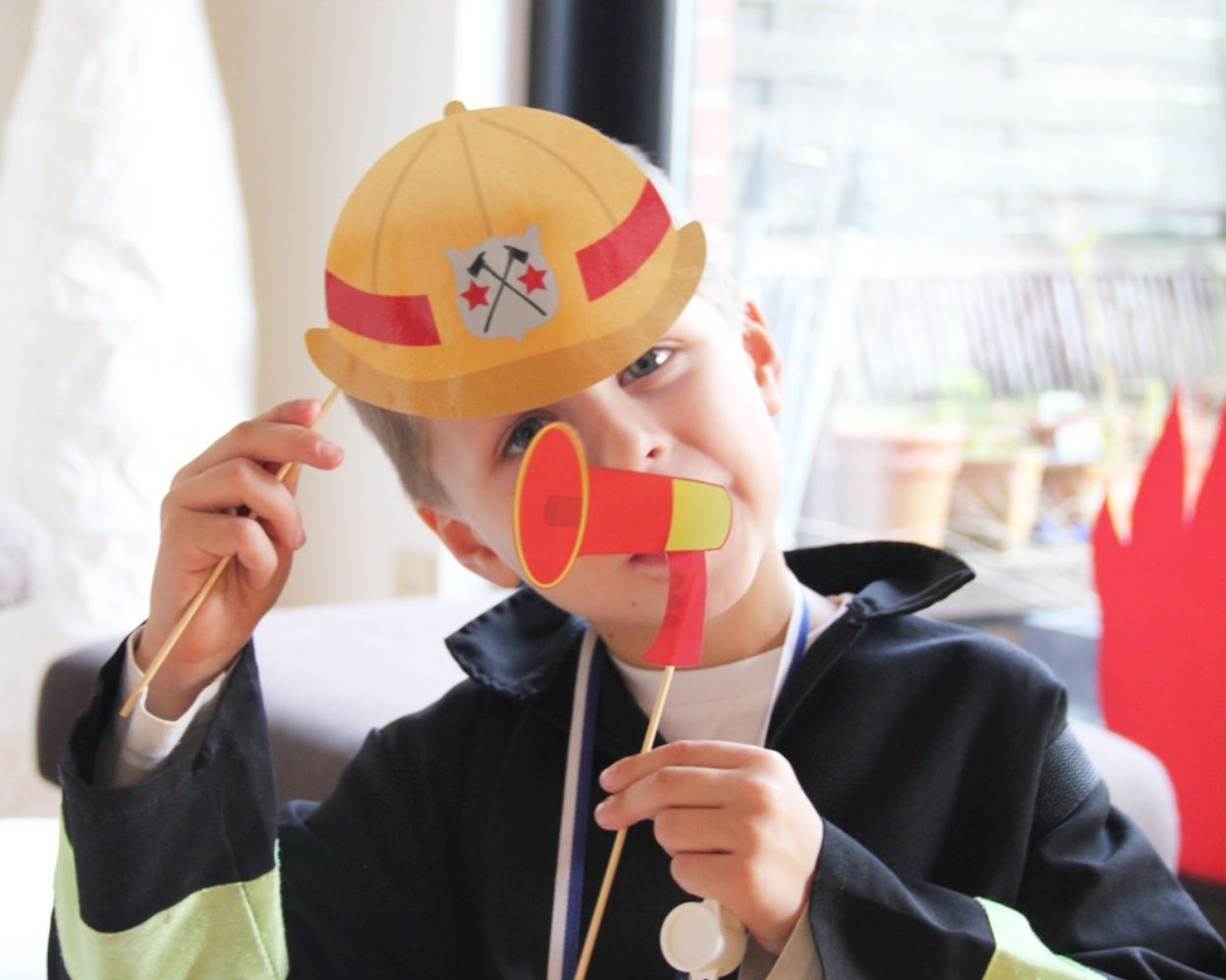 Bastelset Kindergeburtstag Feuerwehrmann Bastelset Kindergeburtstag Feuerwehrmann