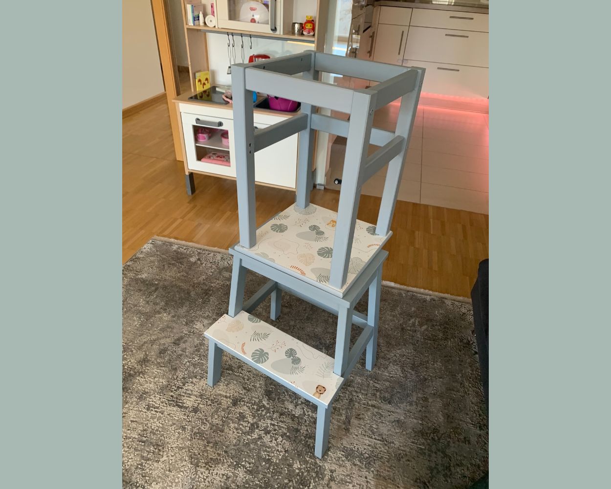 Klebefolie für den IKEA Lernturm Klebefolie für den IKEA Lernturm