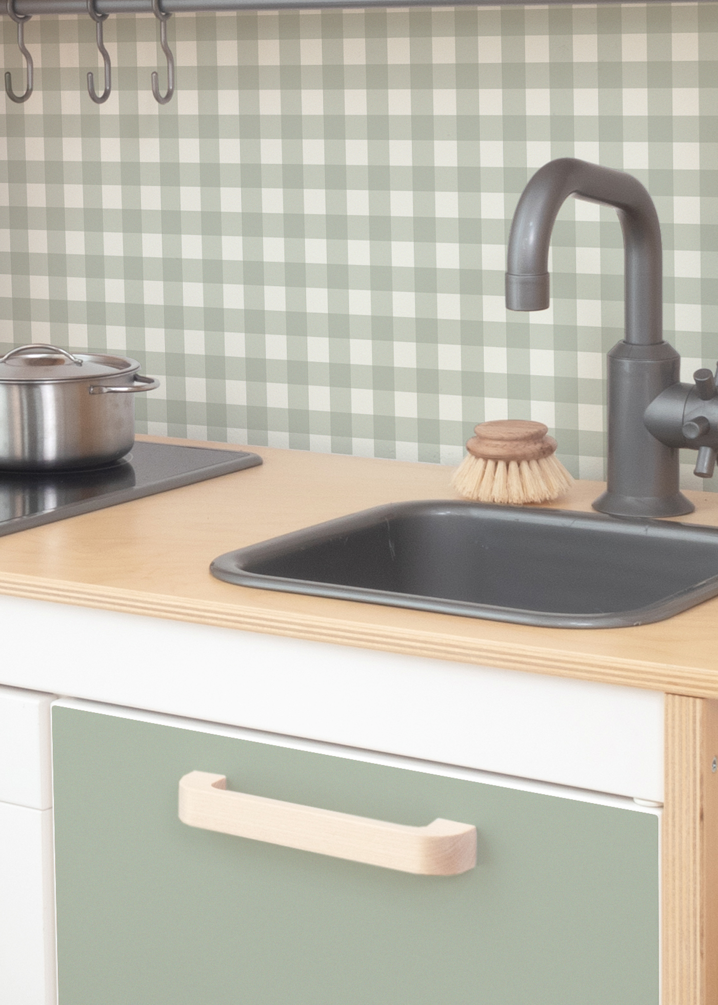 Niedliche und moderne Klebefolie für IKEA Küchen in schönem Grün Selbstklebende Dekofolie für IKEA Kinderküchenzubehör Grün