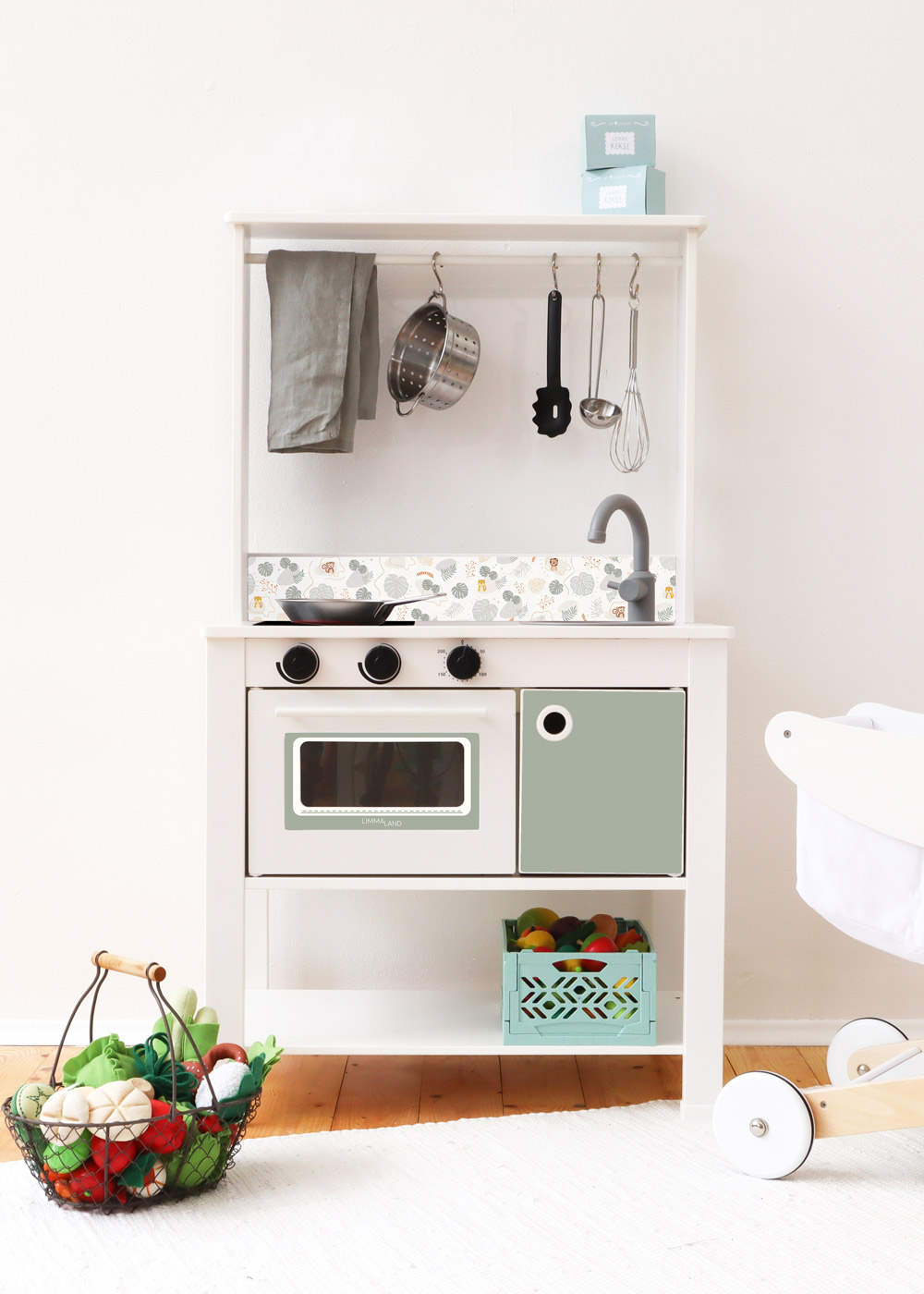 klebefolie ikea spisig kinderkueche tierig eukalyptus 1