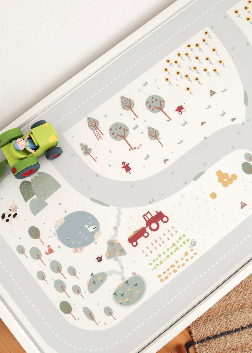 Klebefolie für Ikea Dundra Kindertisch mit Bauernhof Motiv