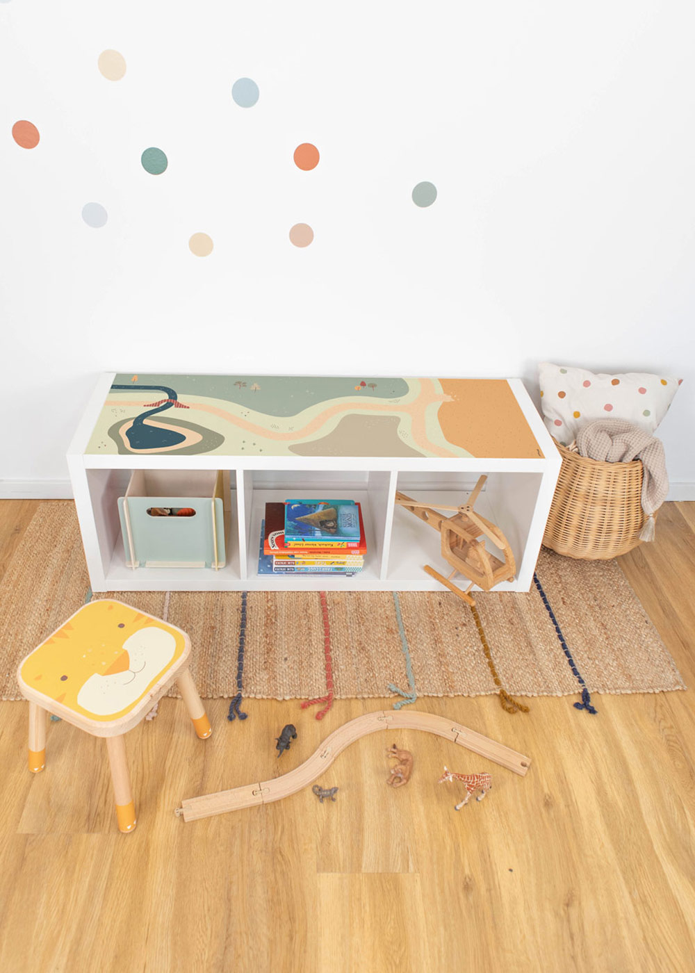 Klebefolie für Ikea Kallax Kinderzimmer Regal mit Wiese-Motiv Klebefolie für Ikea Kallax Kinderzimmer Regal mit Wiese-Motiv