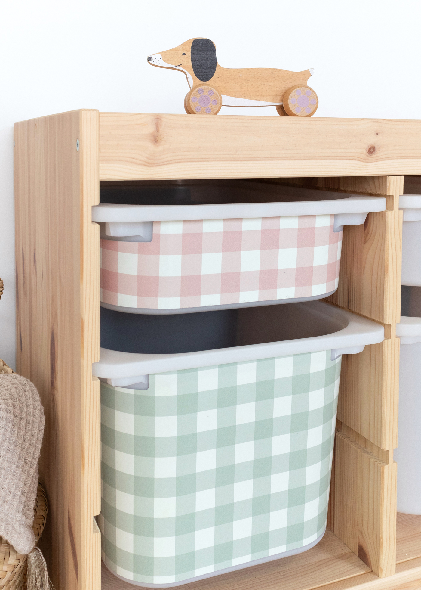 Karomuster für IKEA TROFAST Boxen, selbstklebend Wieder ablösbares Karomuster für IKEA TROFAST Boxen