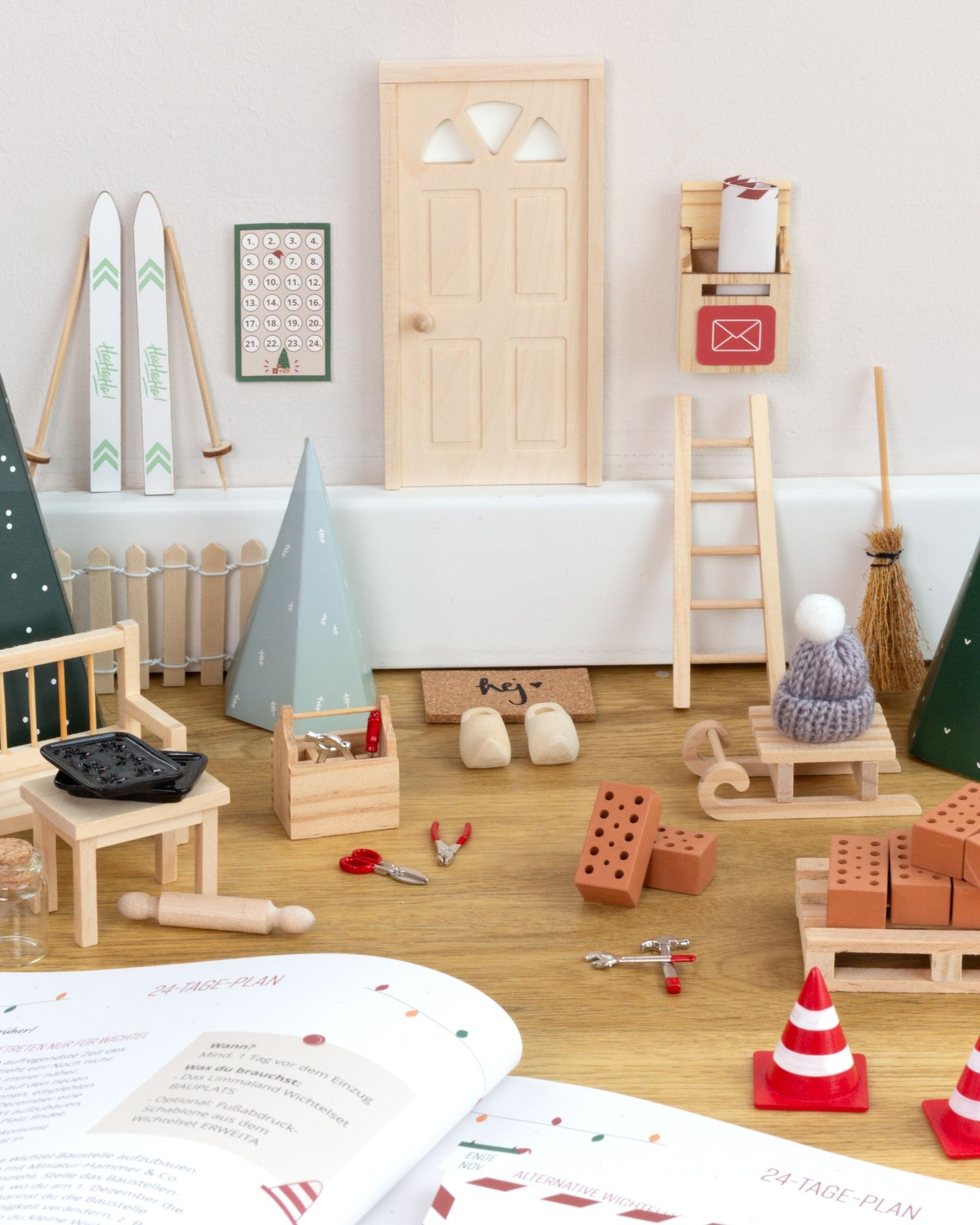 Holzspielzeug, Miniaturenwerkzeuge, Bausteine, Leiter-Regal, Deko für Puppenhaus