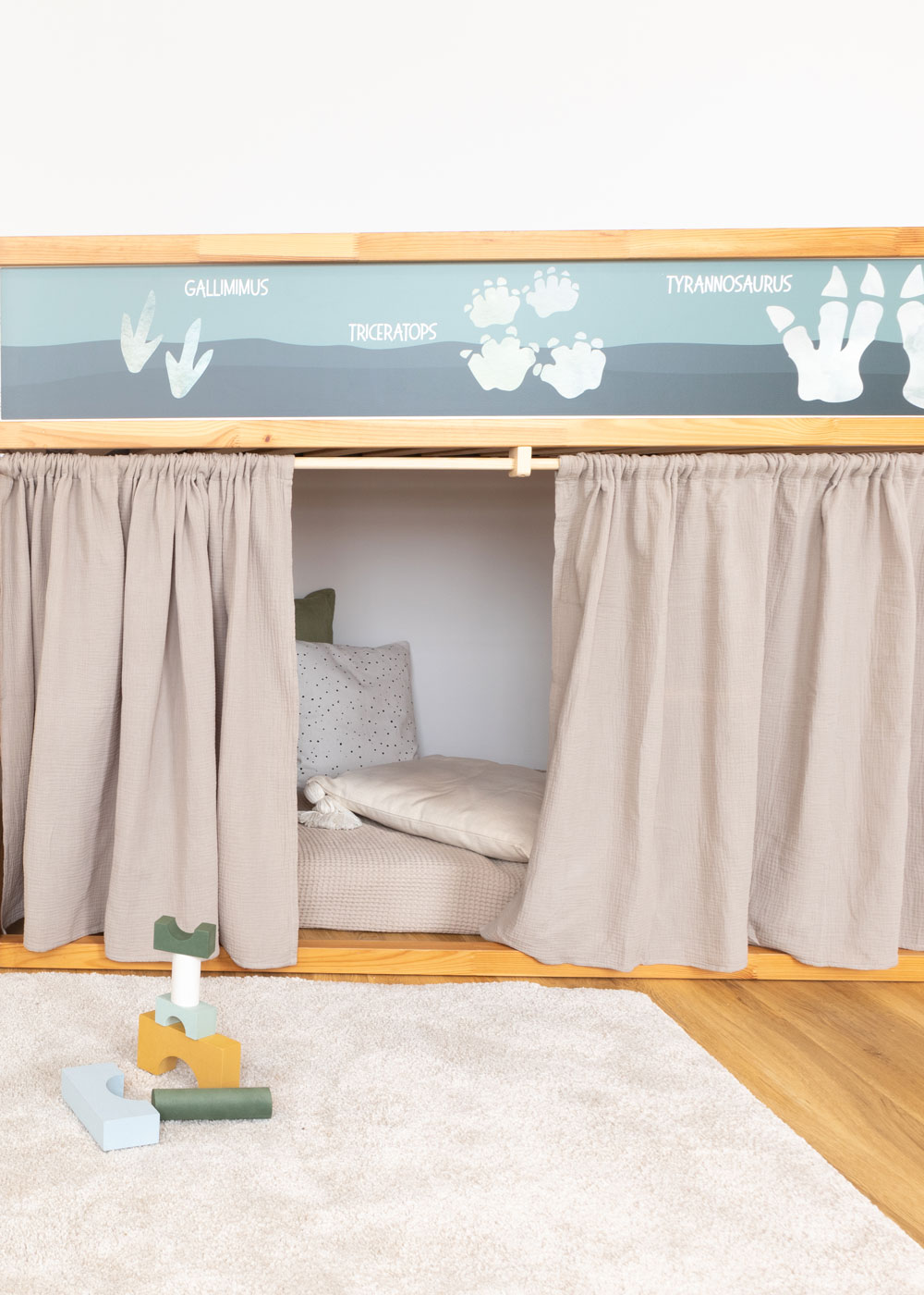 klebefolie ikea kura hochbett dinosaurier gruen 9