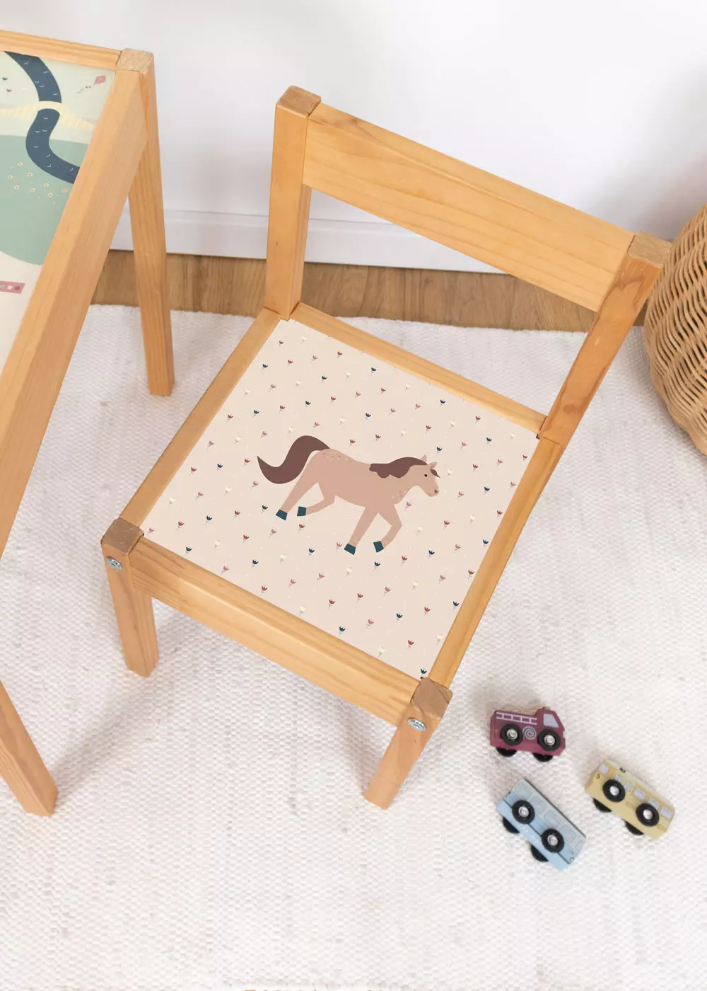 Pferd Klebefolie für Ikea Lätt Kinderhocker personalisierbar