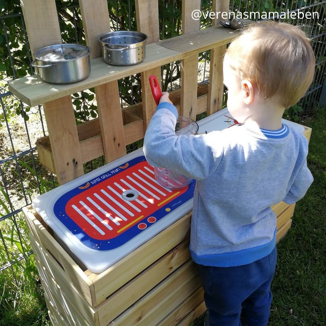 Matschküche selber bauen in nur 5 Minuten ♥
