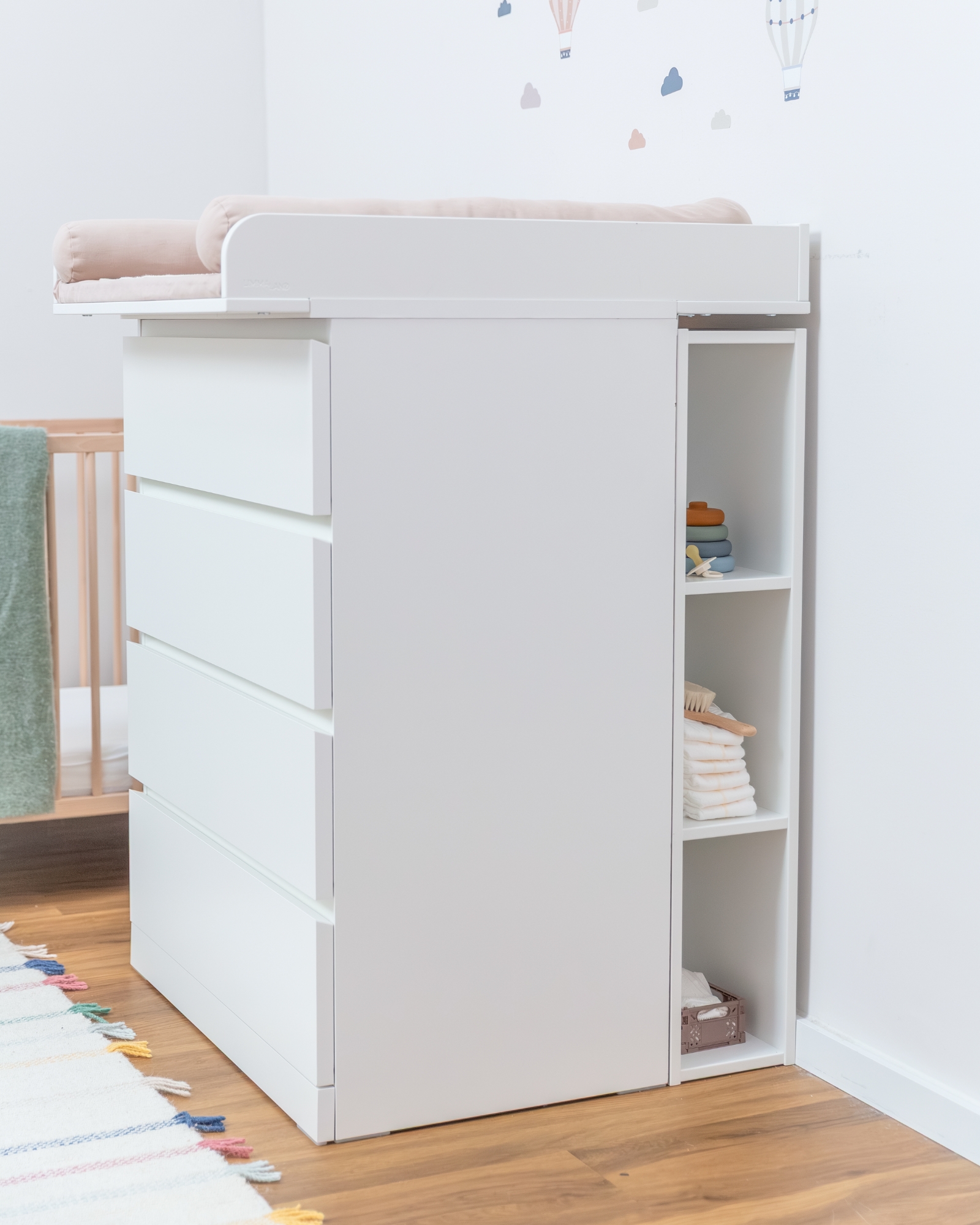 Regal für IKEA MALM als Wickelkommode in Weiß