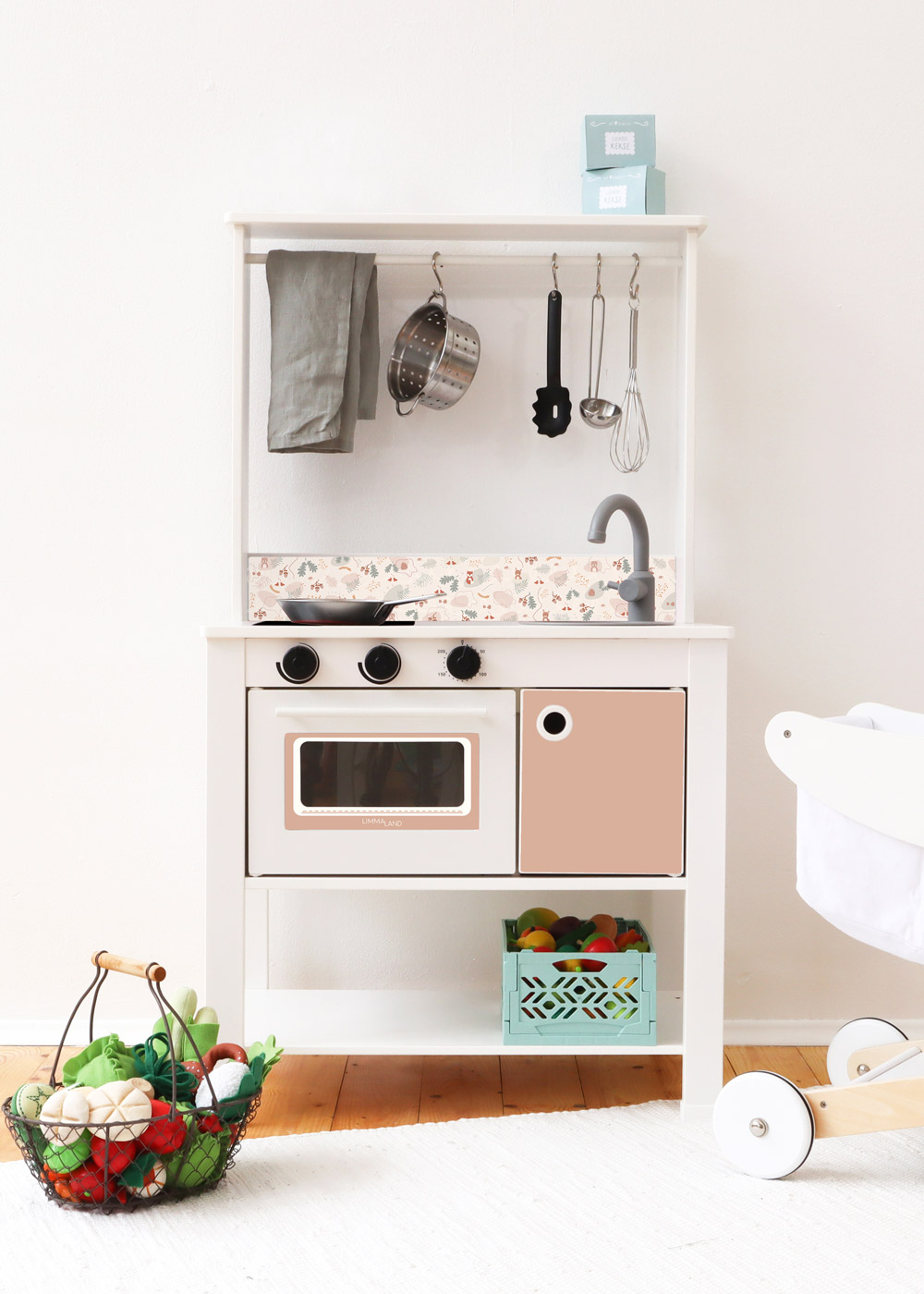 klebefolie ikea spisig kinderkueche tierig toffee 1