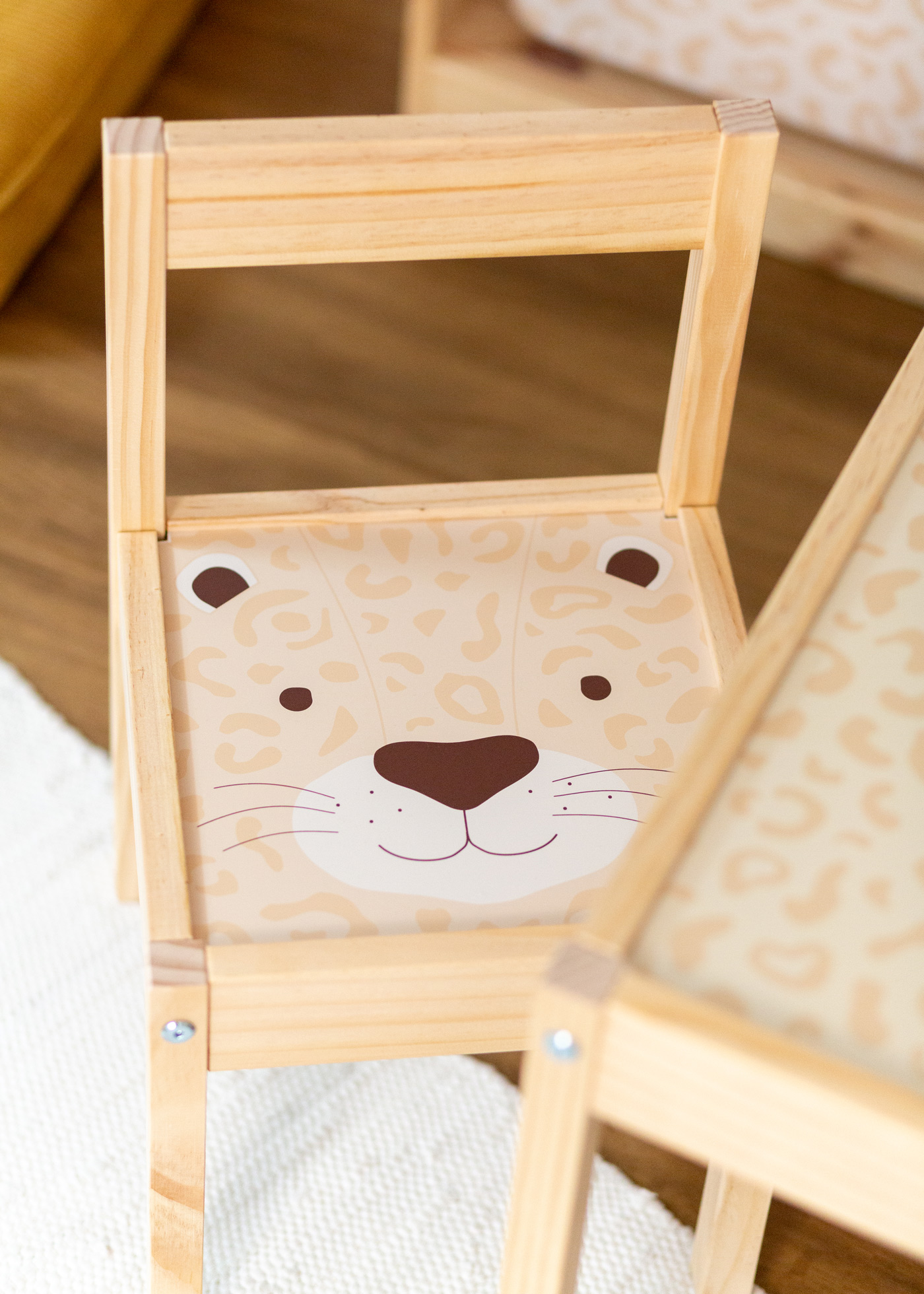 klebefolie ikea laett kinderstuhl tierig leo 0