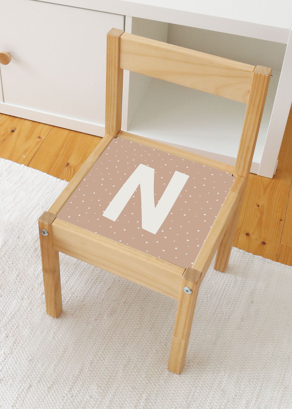 klebefolie ikea laett kinderstuhl alfabet toffee 1