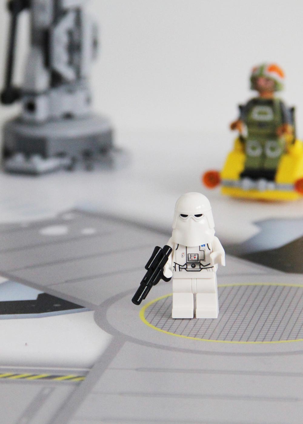 Ikea Kallax Regal Weltraum 2fach Teilansicht Stormtrooper