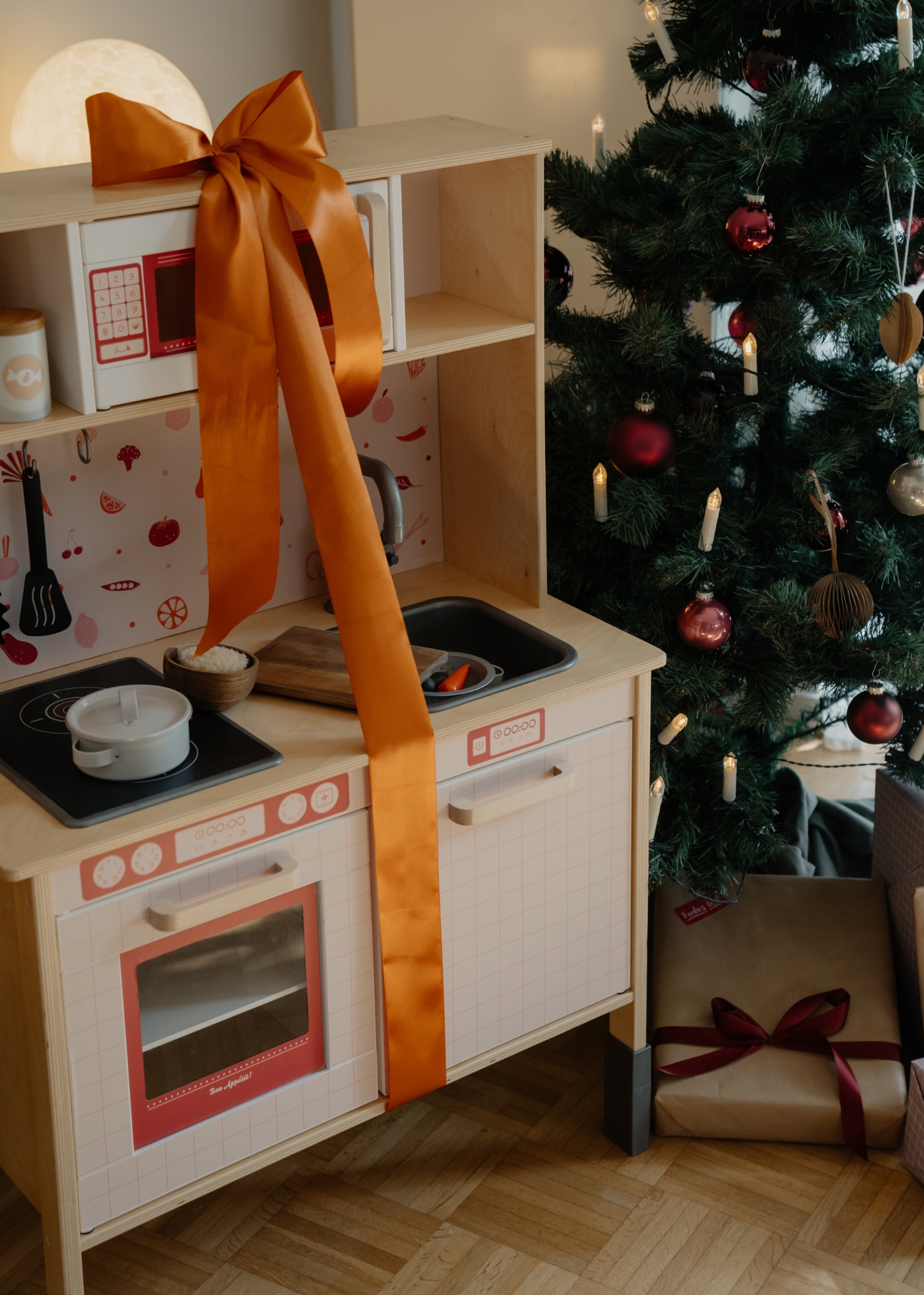 IKEA Spielküche als Weihnachtsgeschenk IKEA Spielküche als Weihnachtsgeschenk