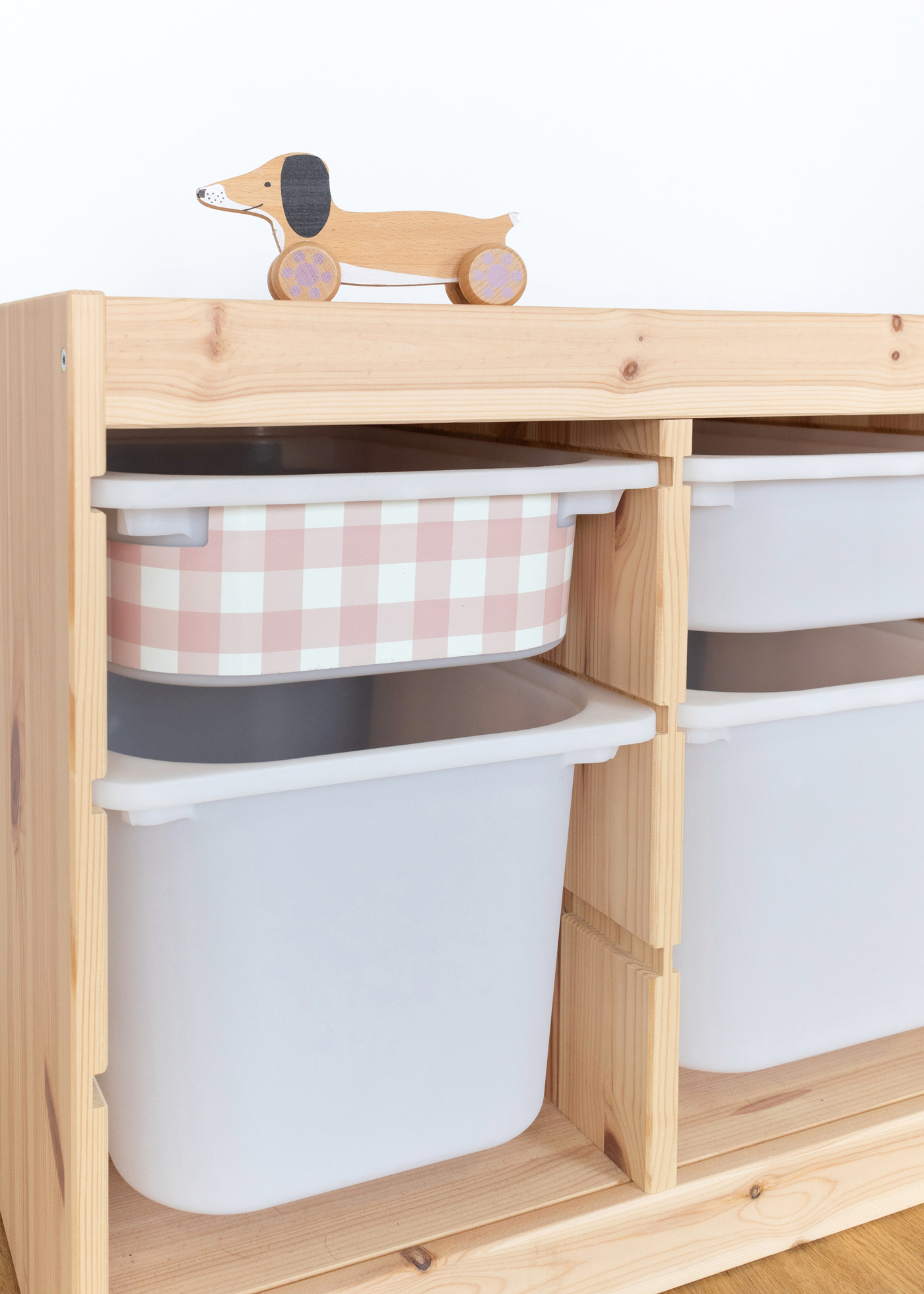 Stylisches Karomuster für IKEA TROFAST Boxen Stylisches Karomuster auf IKEA TROFAST Boxen