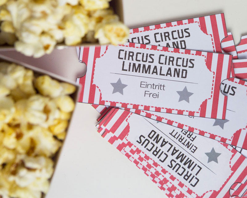 Eintrittskarten und Popcorntüten selber basteln - mit gratis Download