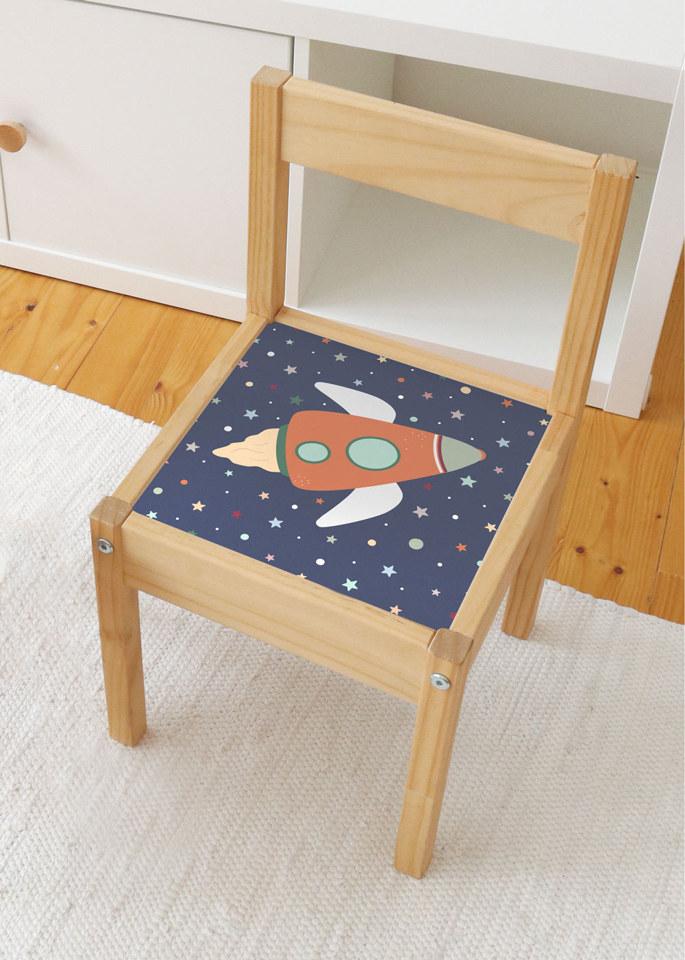 klebefolie ikea laett kinderstuhl unendlig rakete 0