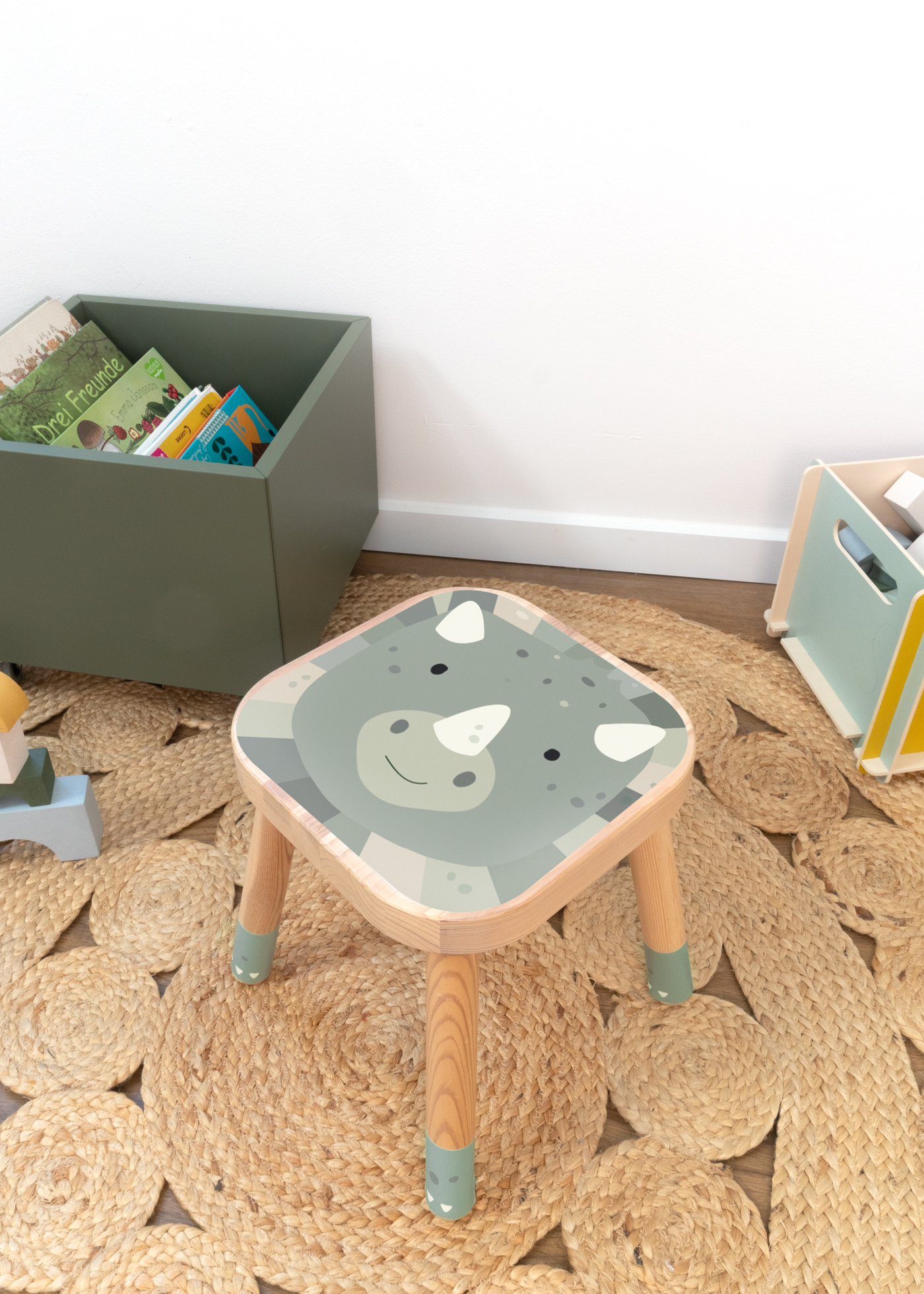 klebefolie ikea flisat kinderhocker tierig dinosaurier 02