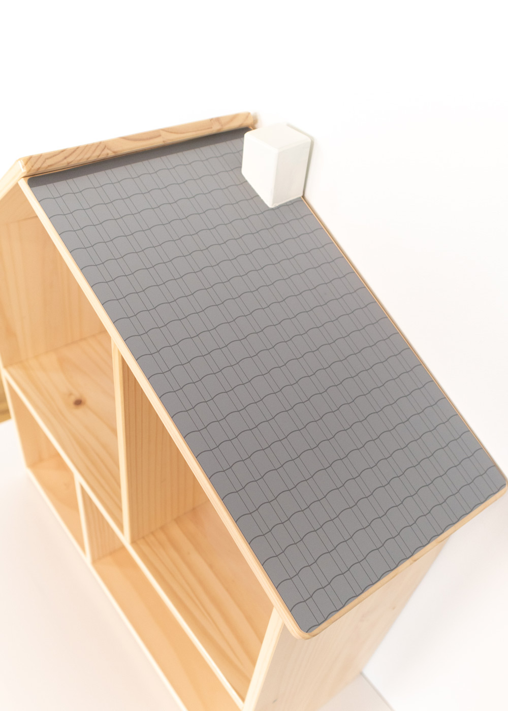 klebefolie ikea flisat puppenhaus dach grau 3 klebefolie ikea flisat puppenhaus dach grau 3