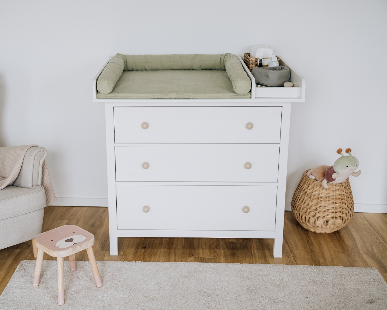 IKEA Hack Wickelaufsatz für IKEA HEMNES Kommode IKEA Hack Wickelaufsatz für IKEA HEMNES Kommode