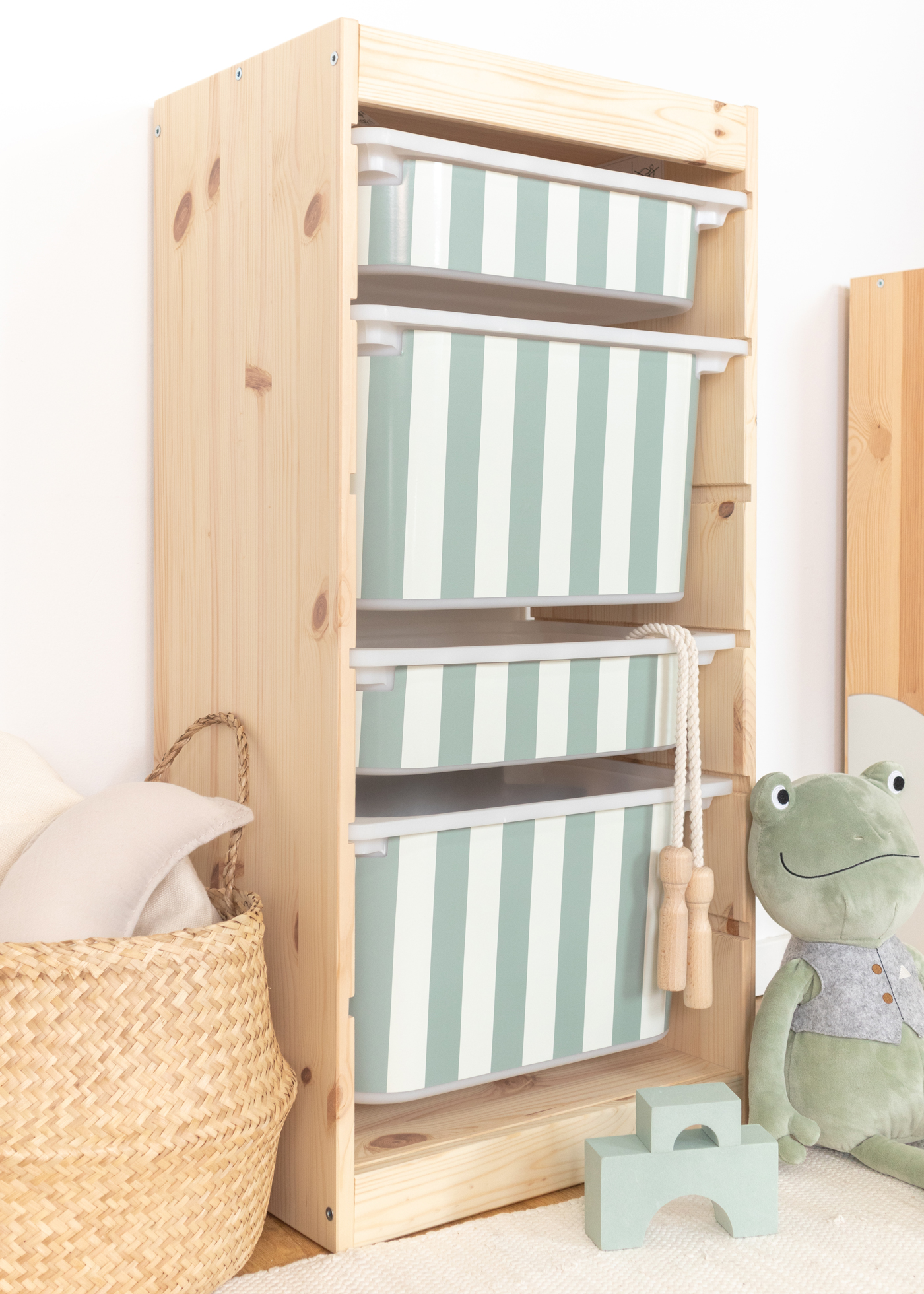 stickerset ikea trofast box mittel laengsseite vichy streifig eukalyptus 2 stickerset ikea trofast box mittel laengsseite vichy streifig eukalyptus