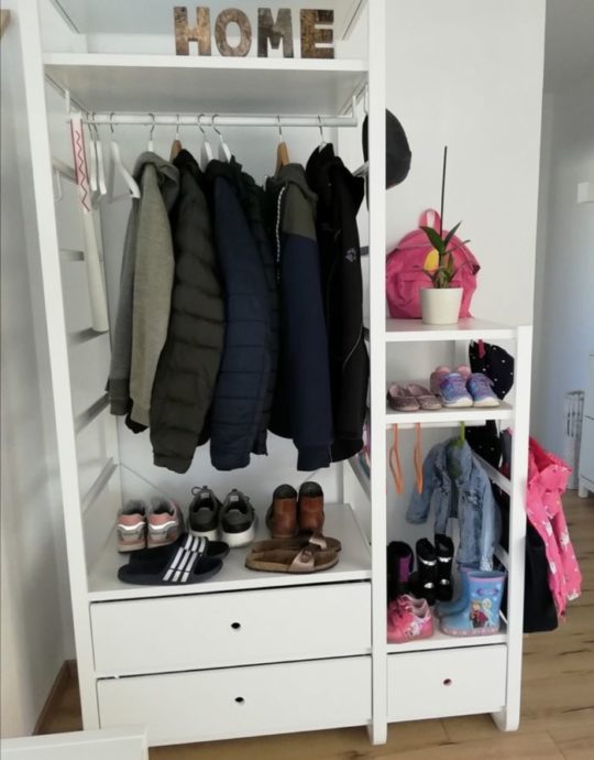 Montessori Kleiderschrank Montessori Kleiderschrank