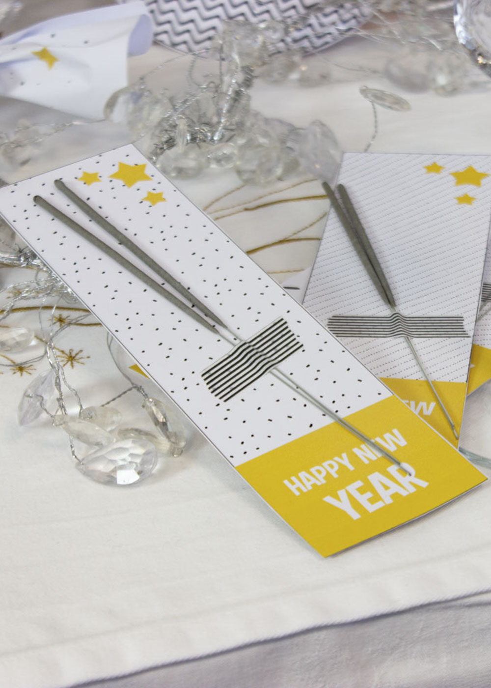 Bastelset PDF für die Silvester Party mit Kindern Bastelset PDF für die Silvester Party mit Kindern