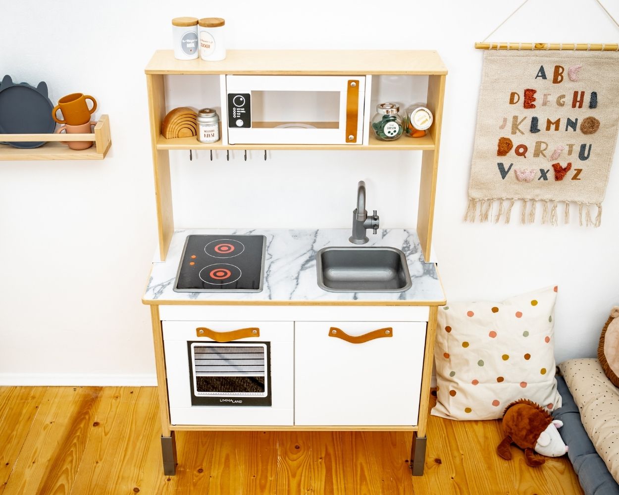 ikea-duktig-hack-arbeitsplatte-marmor