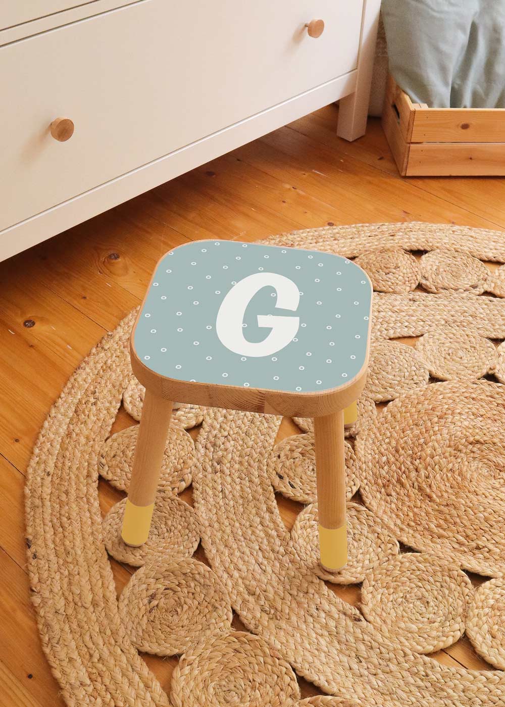 klebefolie ikea flisat kinderhocker alfabet salbei 1