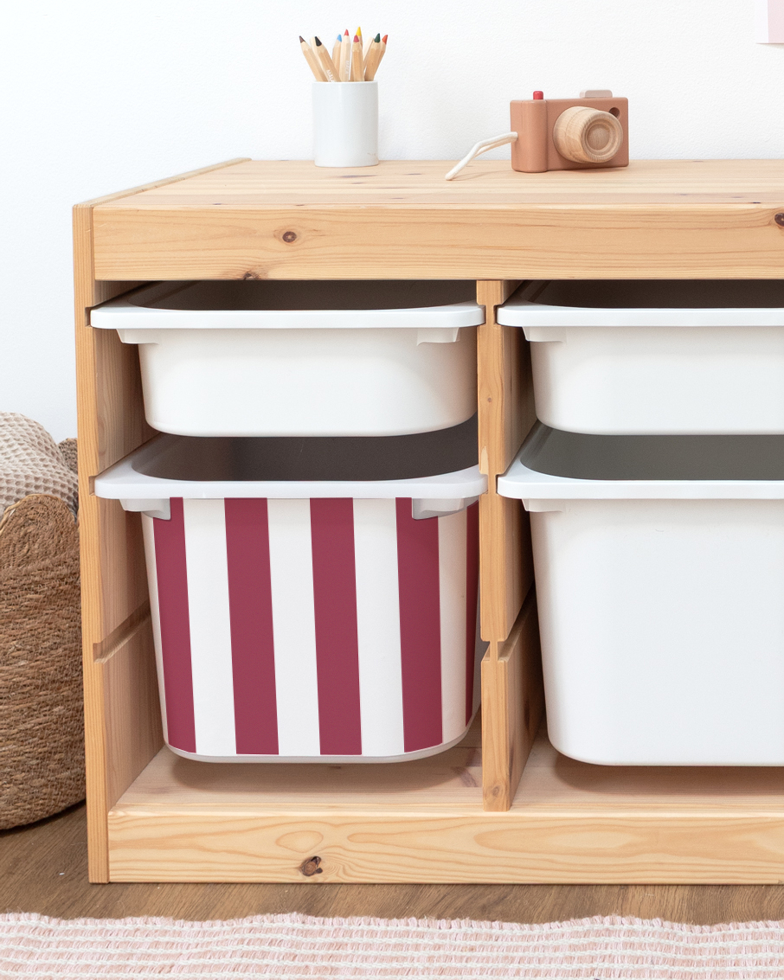 klebefolie ikea trofast box mittel kopfseite vichy streifig beerig 2