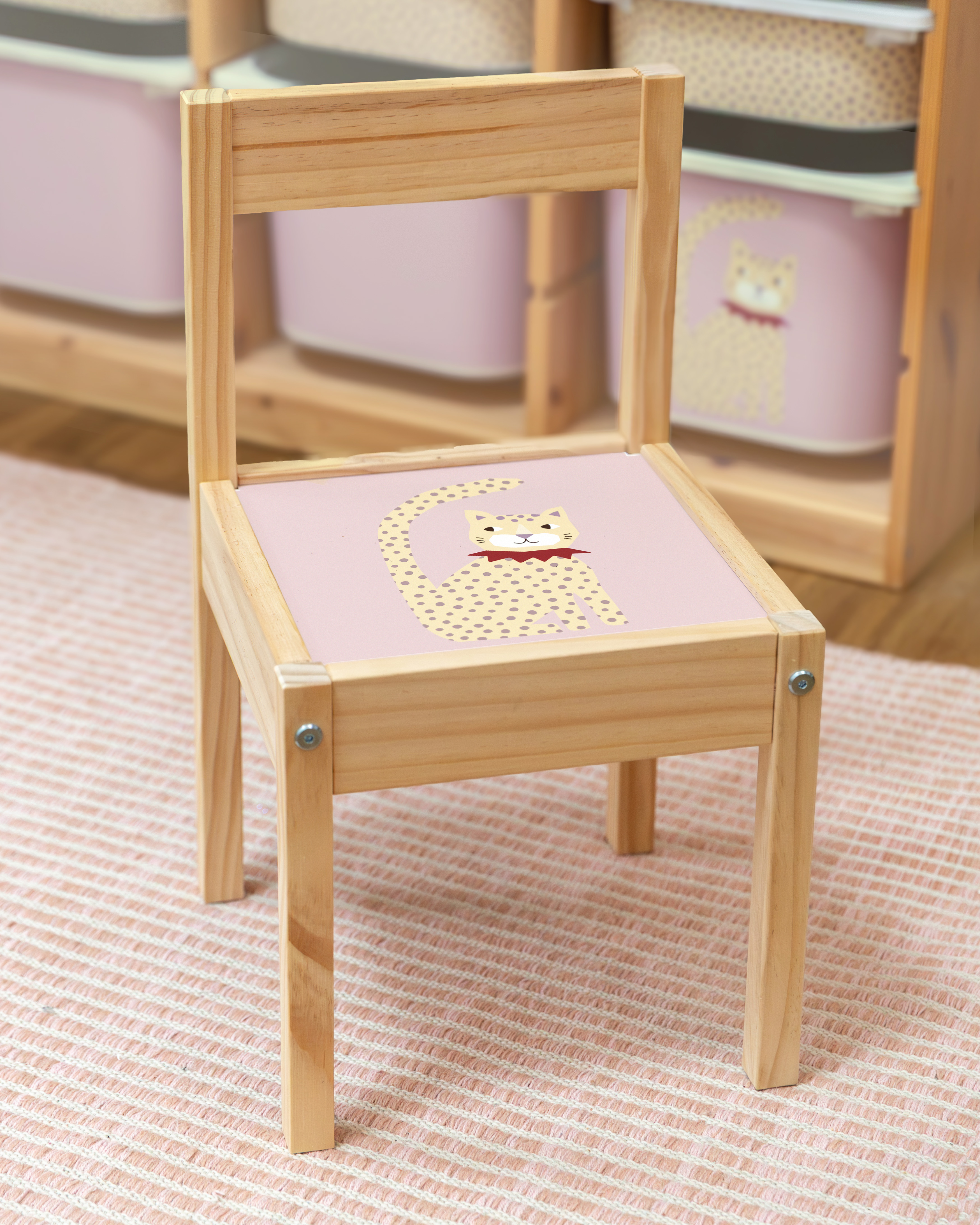 klebefolie ikea laett kinderstuhl lille vruende katze 2