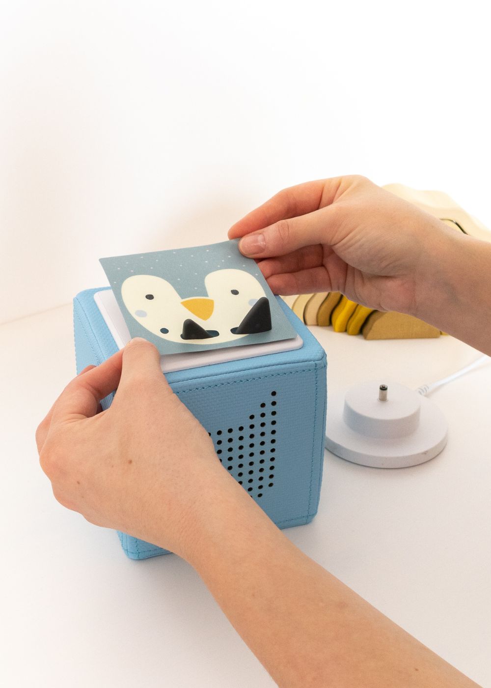 Schutzfolie mit Pinguingesicht für Toniebox