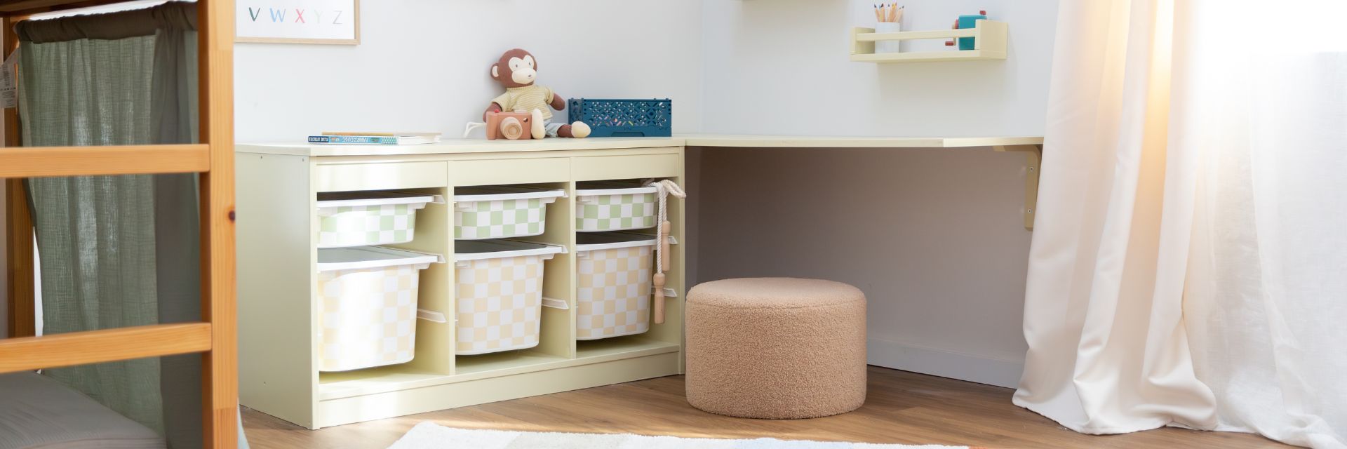 Aufbewahrung im Kinderzimmer kunterbunt Karo