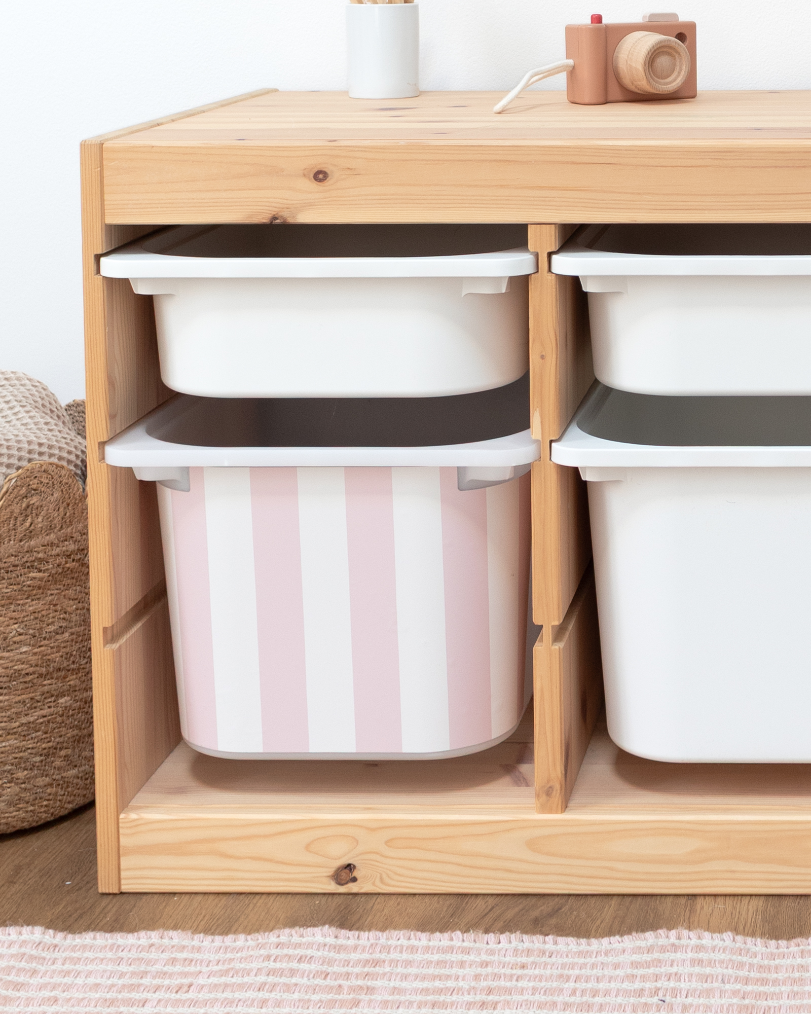 klebefolie ikea trofast box mittel kopfseite vichy streifig marshmallow 2